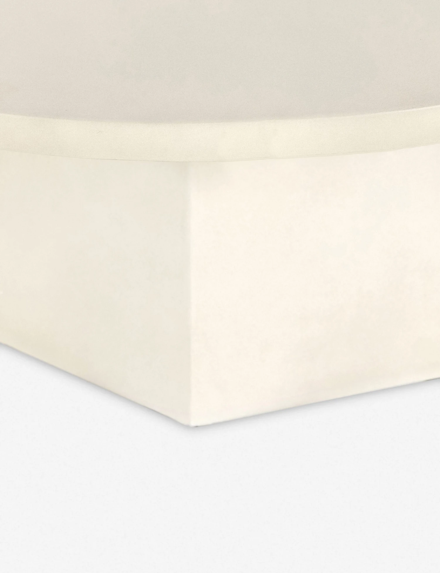 Schuller Indoor / Outdoor Round Coffee Table 10 Schuller Indoor / Outdoor Round Coffee Table - Image 8