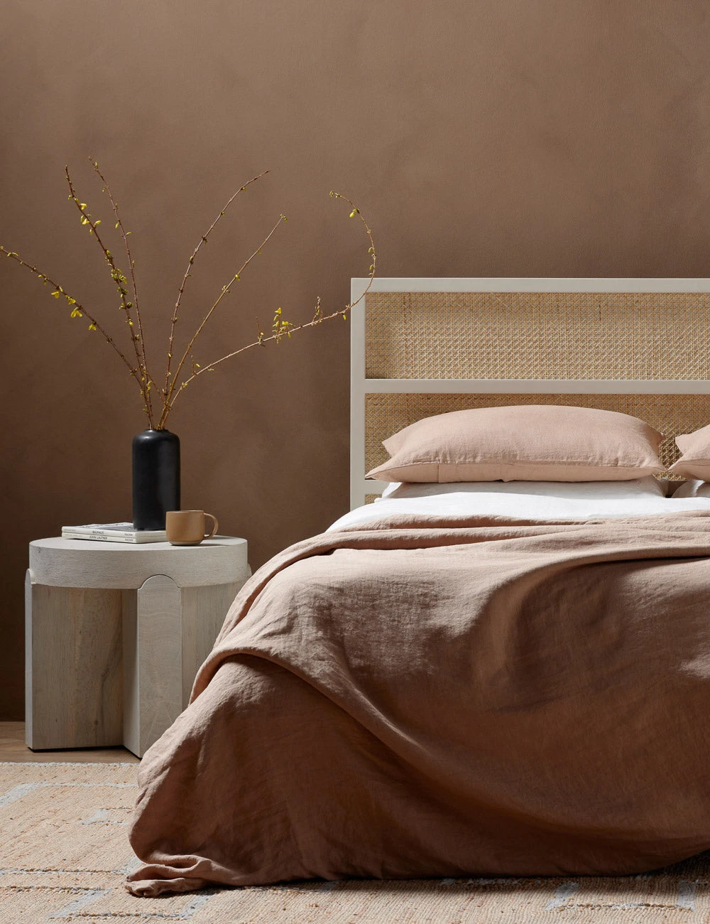 Denver Round Side Table 4 Denver Round Side Table - Image 2