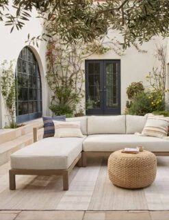 Vela Pouf -Luluandgeorgia Shop CasualEntertainingIIv2 35852 SITECROP 2 c8aae3e8 6952 46ae bb53 de3624c13fb0